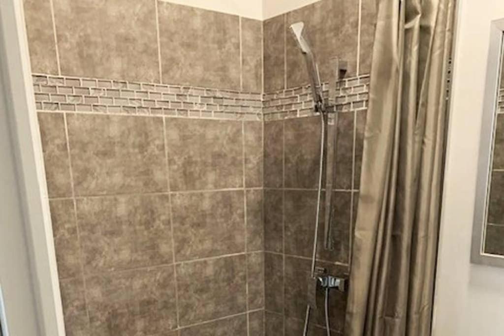 Caudry : Bel Appartement Plein Centre Luaran gambar